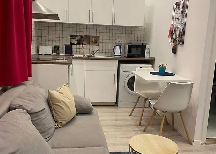 Apartament Alice 1 In Blaha Lujza Square Budapesta